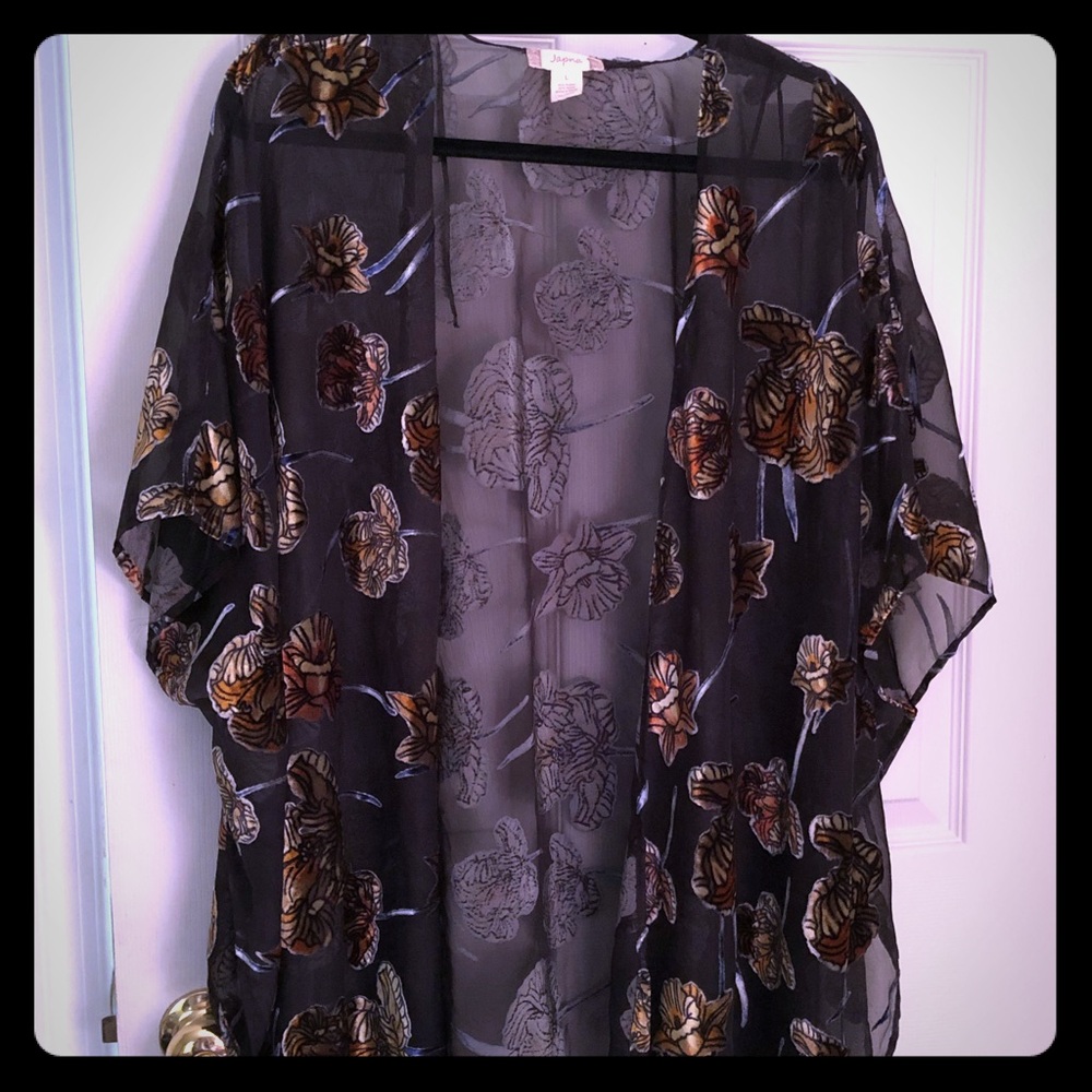 Sheer floral kimono